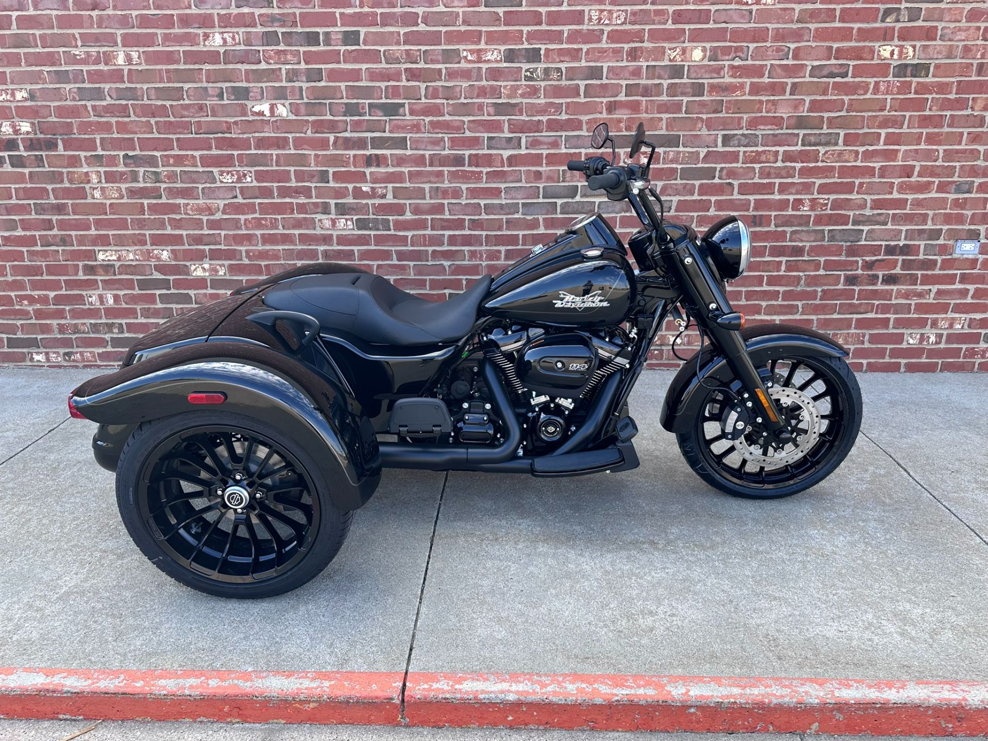 2024 Harley-Davidson Freewheeler® in Ames, Iowa - Photo 1