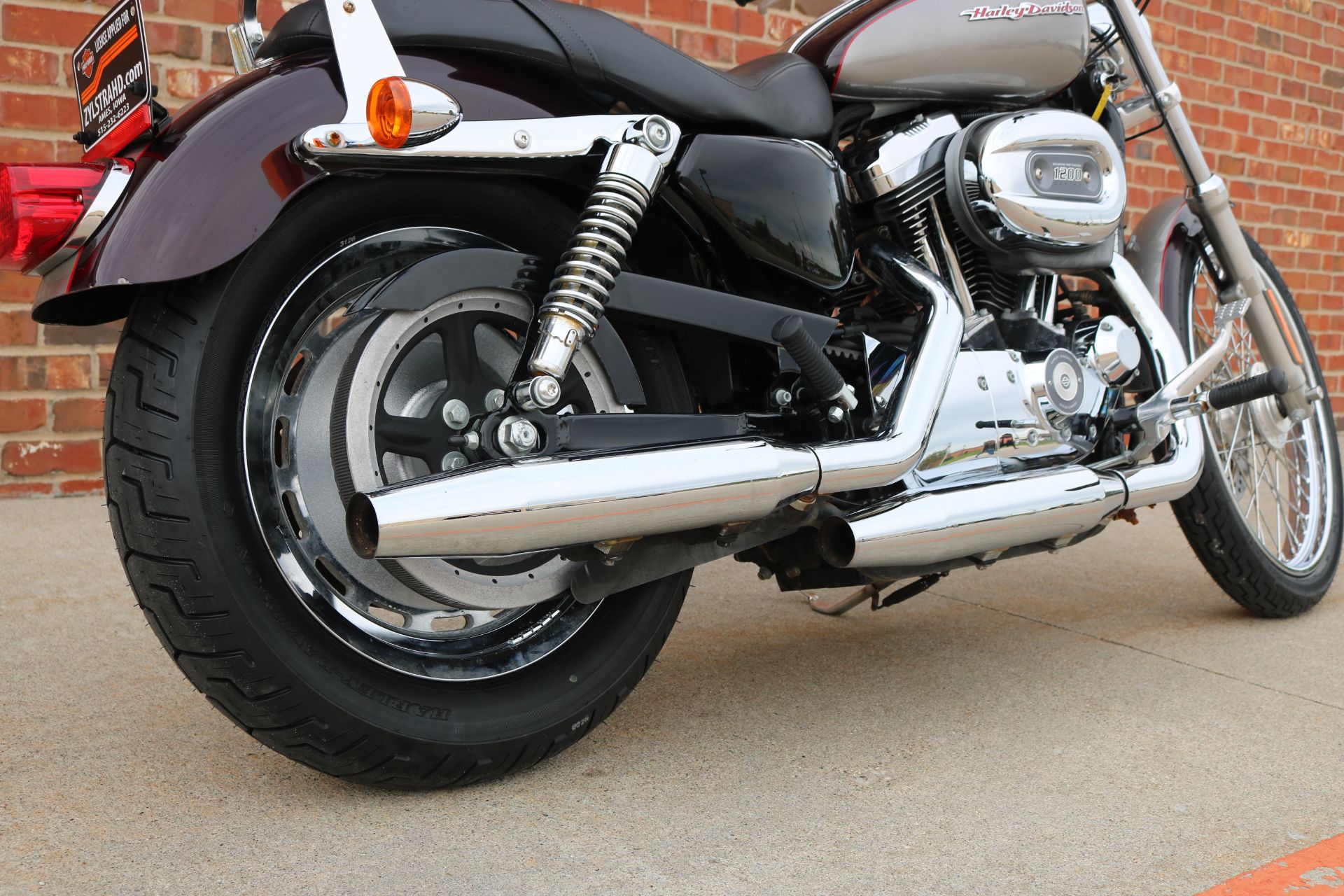 2007 Harley-Davidson Sportster 1200 Custom in Ames, Iowa - Photo 9