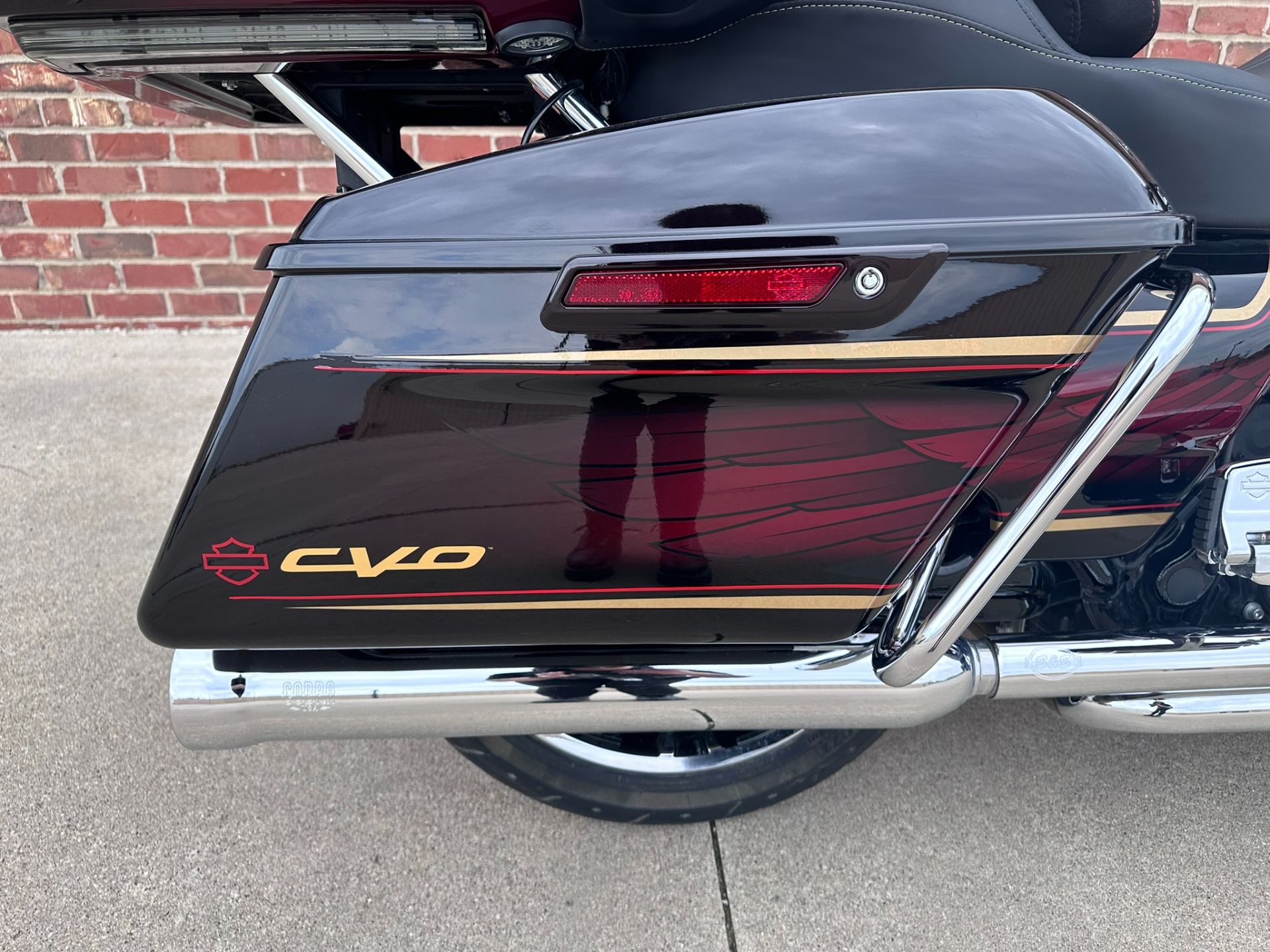 2023 Harley-Davidson CVO™ Road Glide® Limited Anniversary in Ames, Iowa - Photo 17