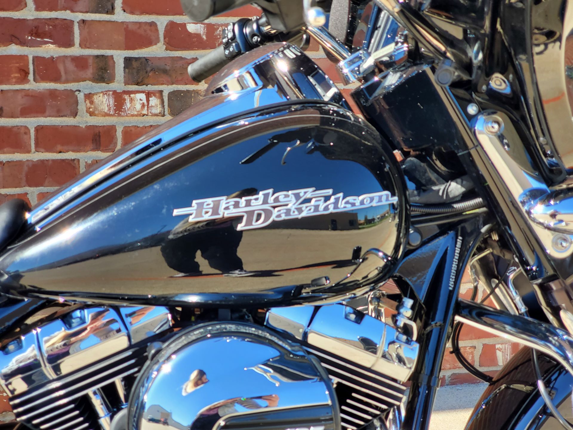 2016 Harley-Davidson Street Glide® Special in Ames, Iowa - Photo 12