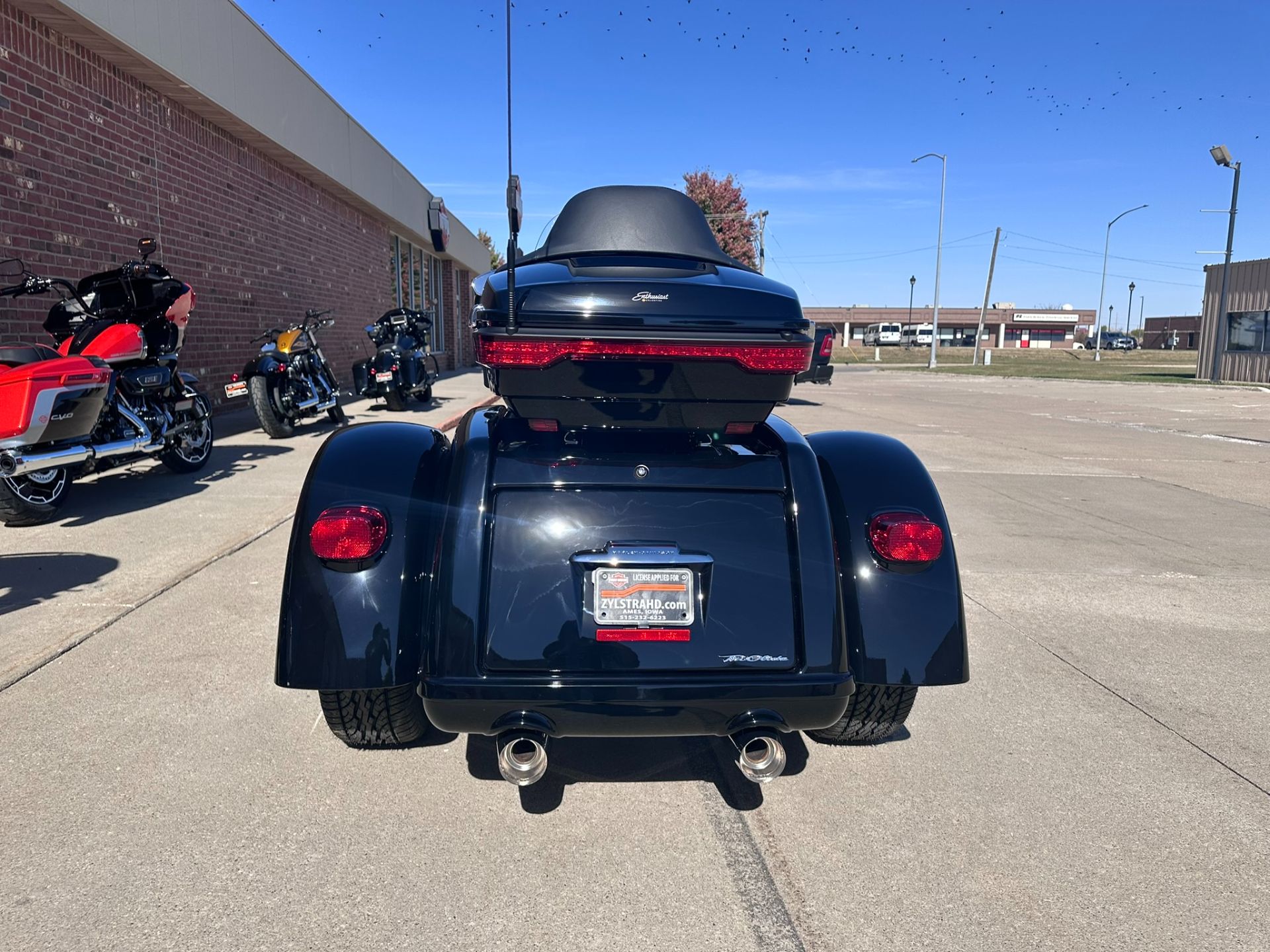 2024 Harley-Davidson Tri Glide® Ultra in Ames, Iowa - Photo 2