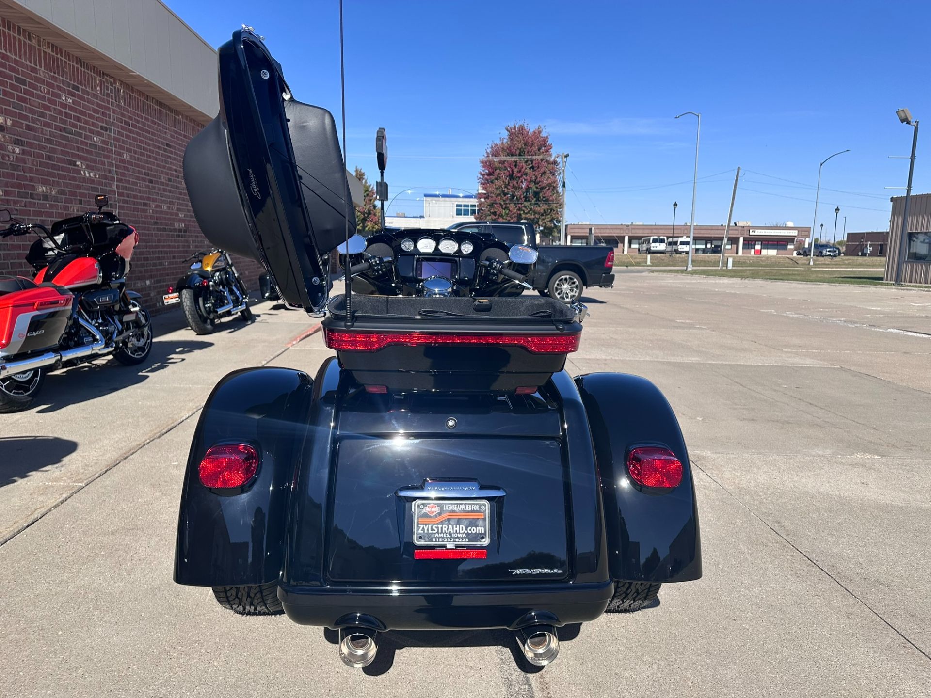 2024 Harley-Davidson Tri Glide® Ultra in Ames, Iowa - Photo 16