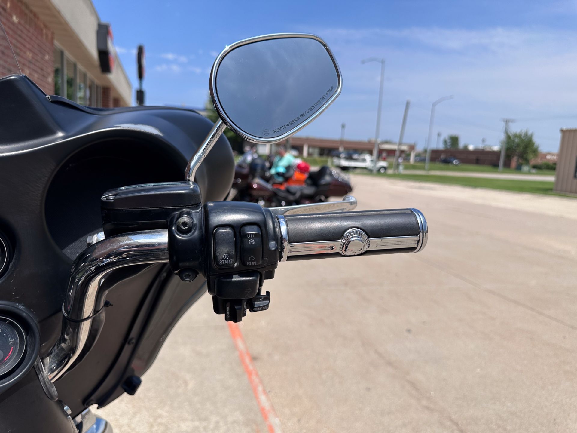 2010 Harley-Davidson Ultra Classic® Electra Glide® in Ames, Iowa - Photo 11