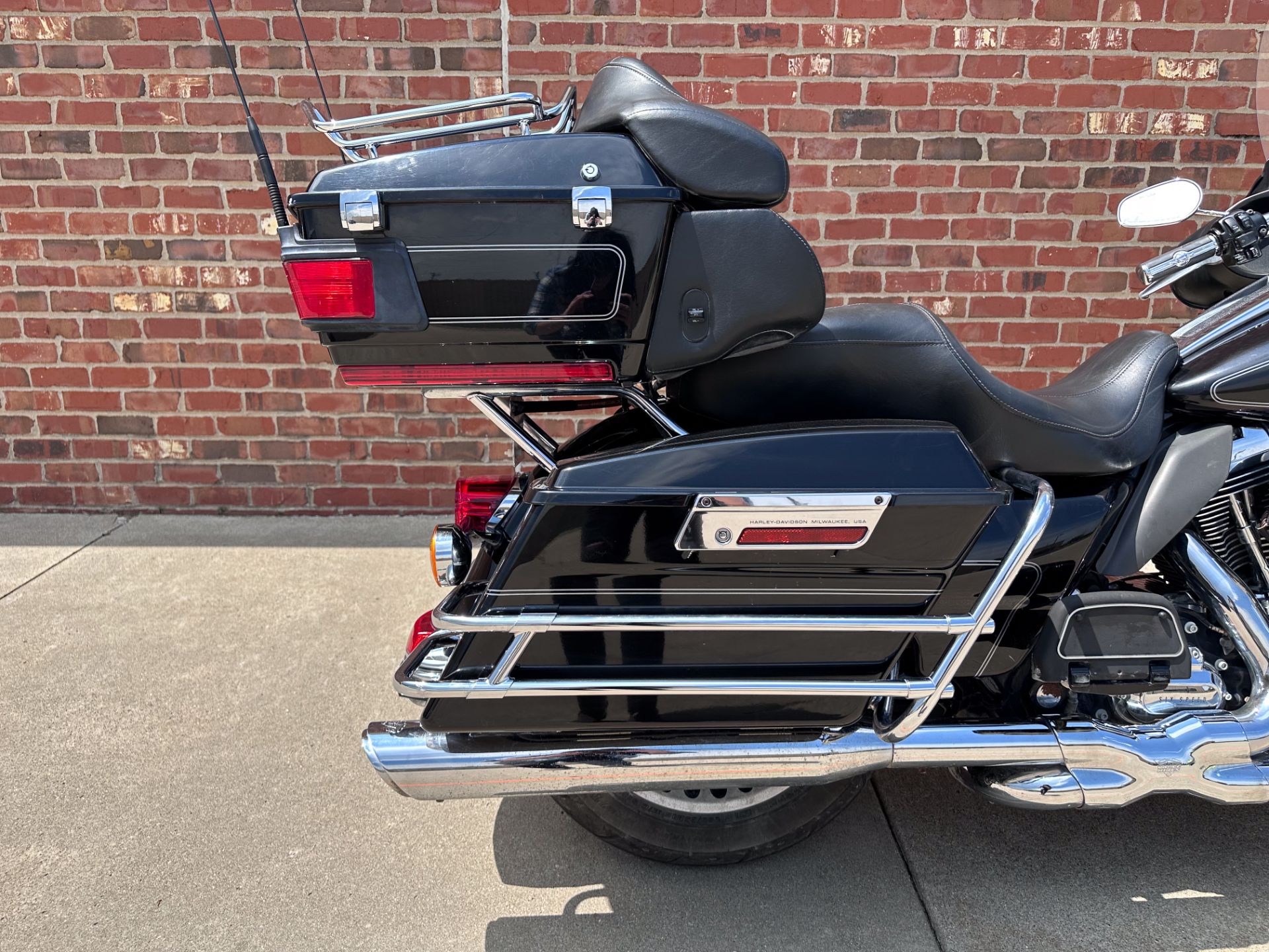 2010 Harley-Davidson Ultra Classic® Electra Glide® in Ames, Iowa - Photo 14