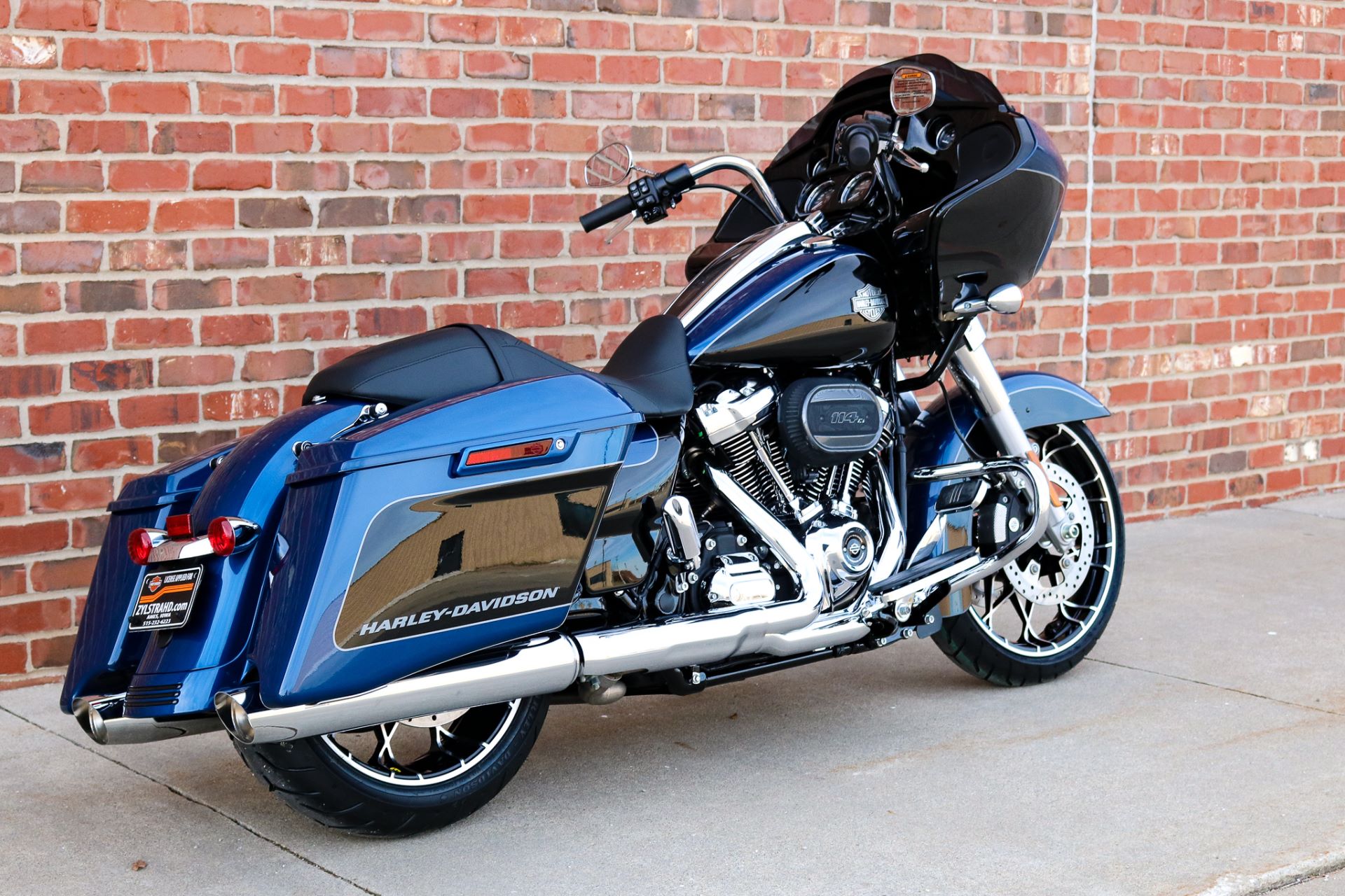 2022 Harley-Davidson Road Glide® Special in Ames, Iowa - Photo 4