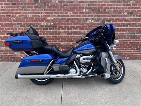 2017 Harley-Davidson Ultra Limited in Ames, Iowa - Photo 1