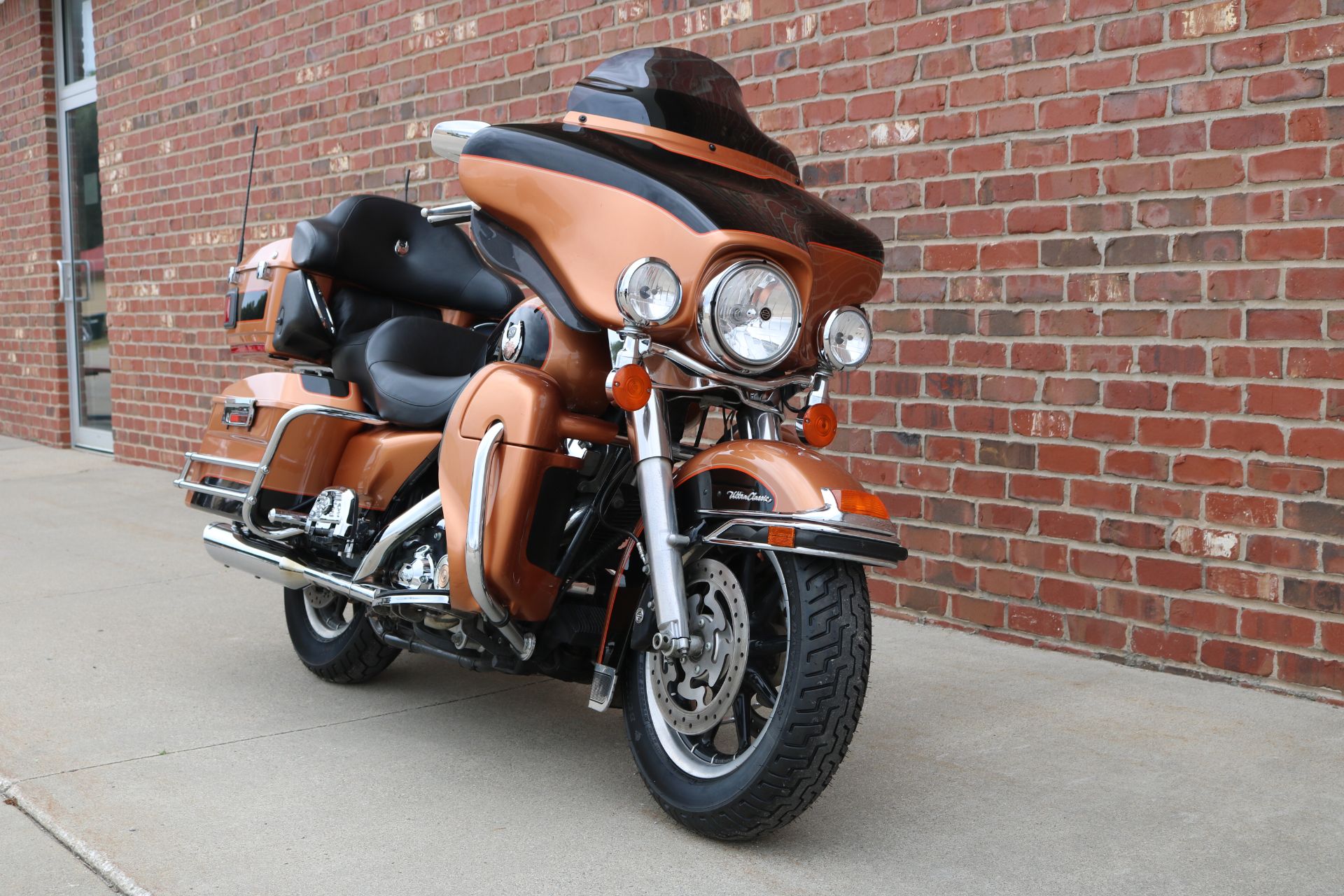 2008 Harley-Davidson Ultra Classic® Electra Glide® in Ames, Iowa - Photo 2