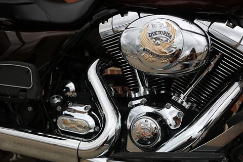 2011 Harley-Davidson Road King® Classic in Ames, Iowa - Photo 13