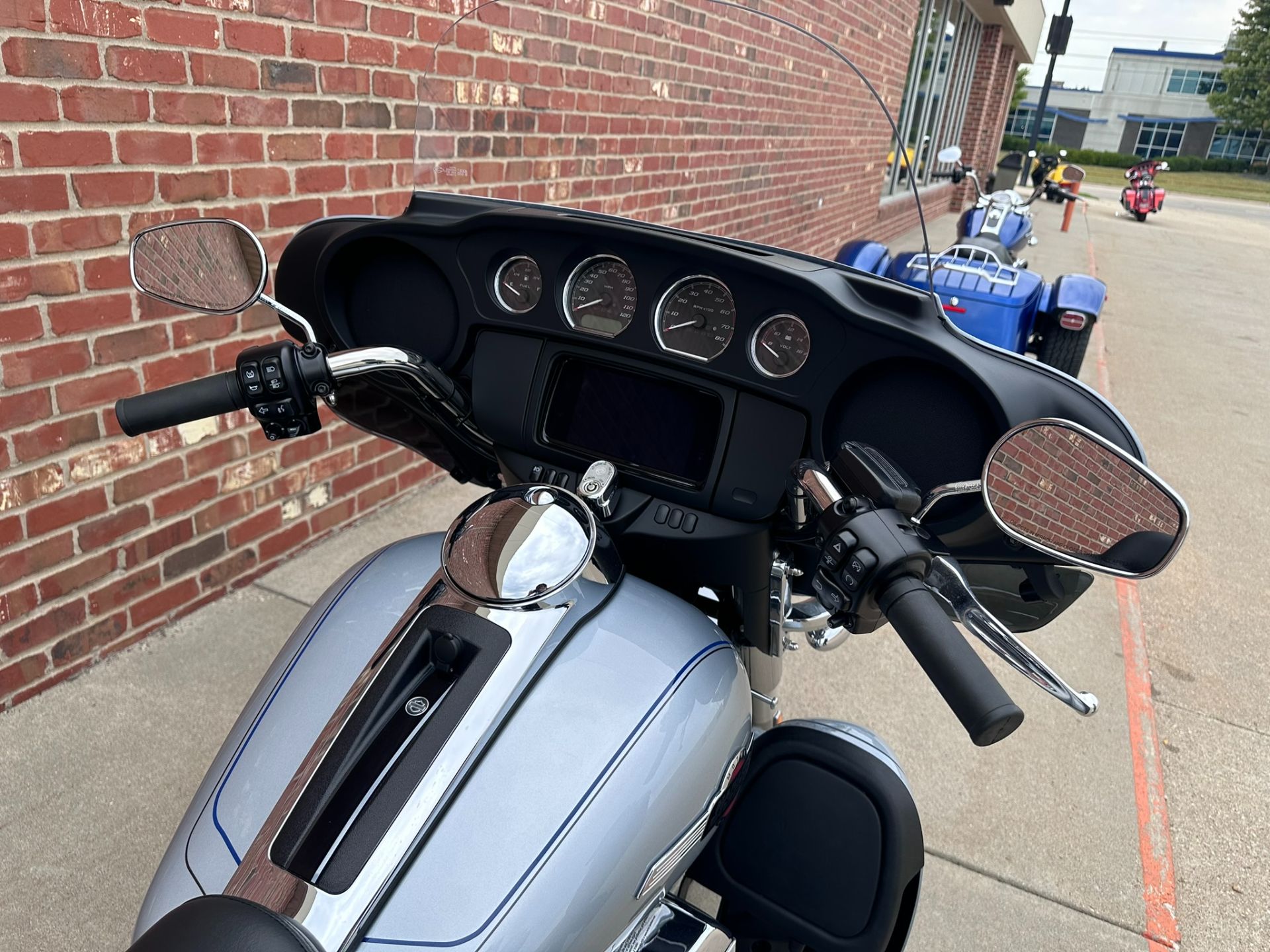 2023 Harley-Davidson Tri Glide® Ultra in Ames, Iowa - Photo 9