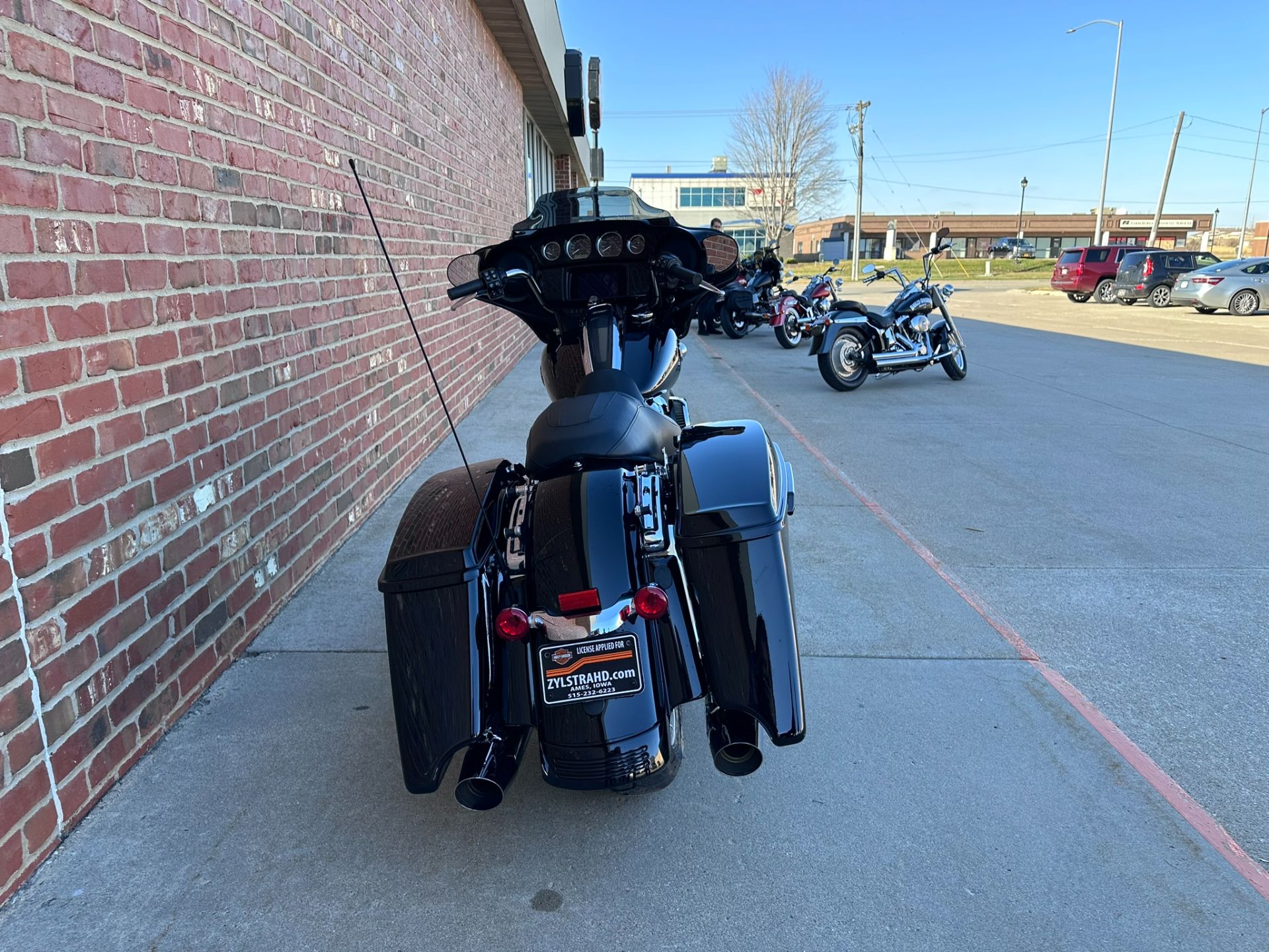 2021 Harley-Davidson Street Glide® Special in Ames, Iowa - Photo 2