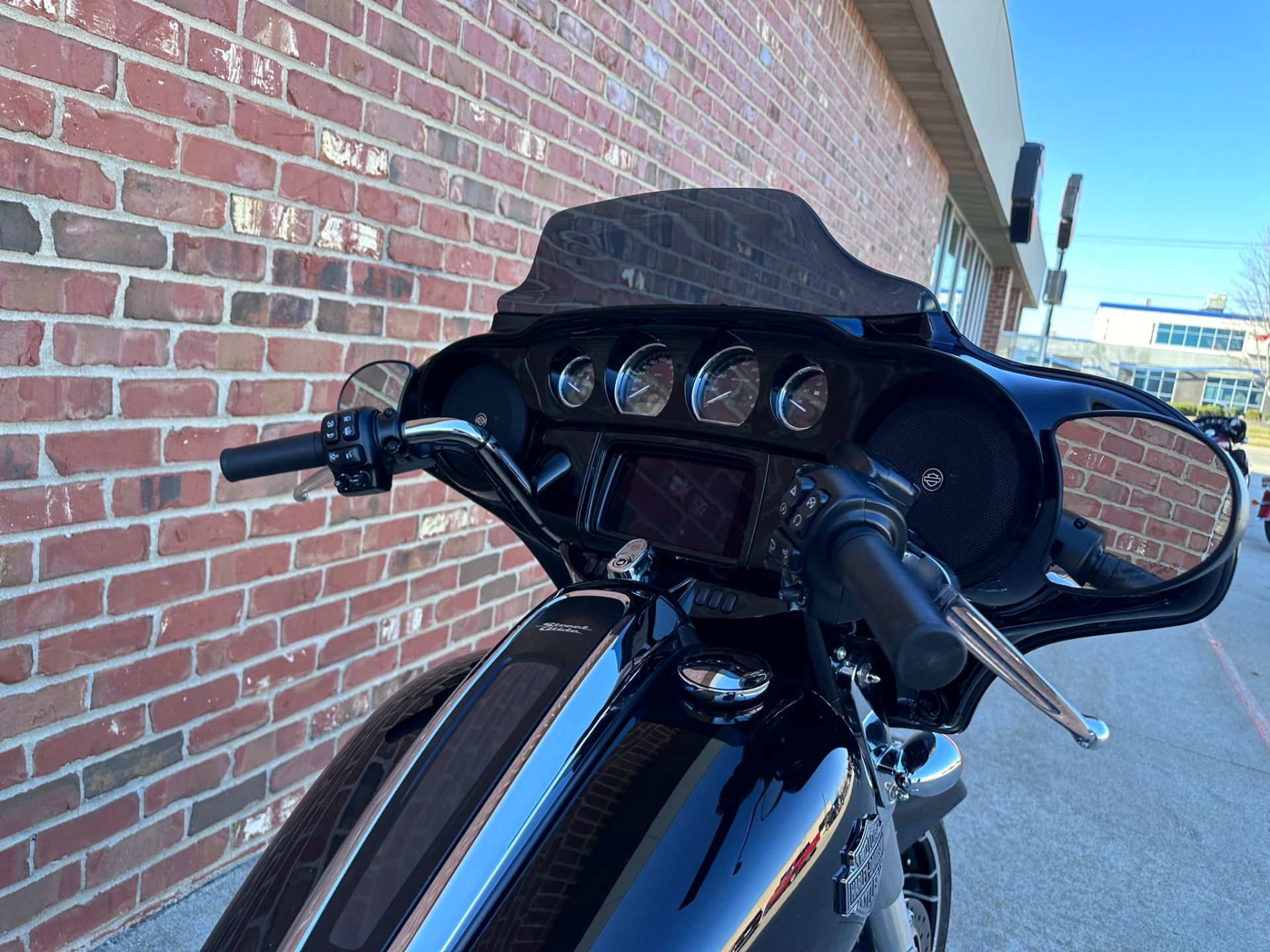 2021 Harley-Davidson Street Glide® Special in Ames, Iowa - Photo 9