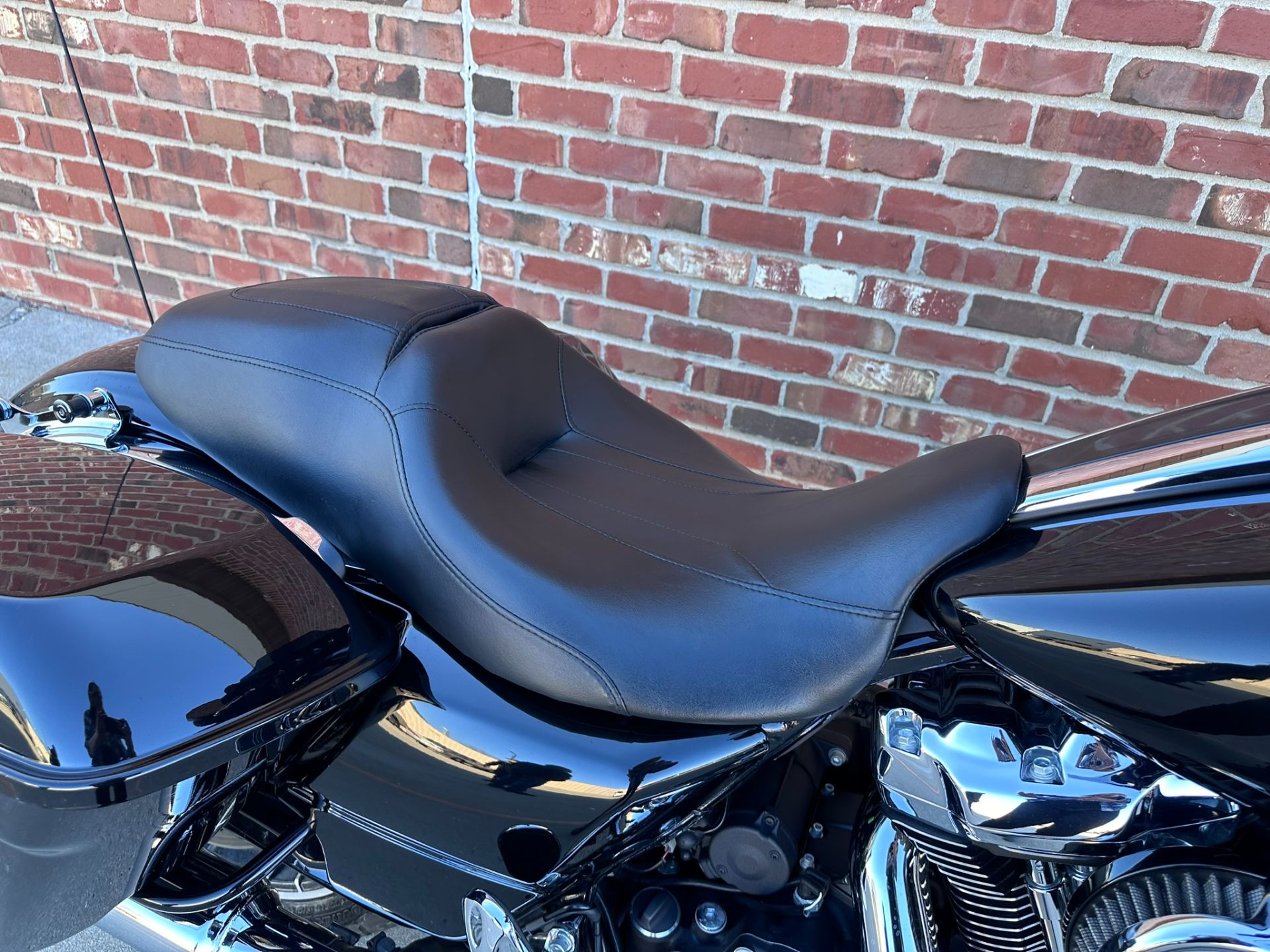 2021 Harley-Davidson Street Glide® Special in Ames, Iowa - Photo 12
