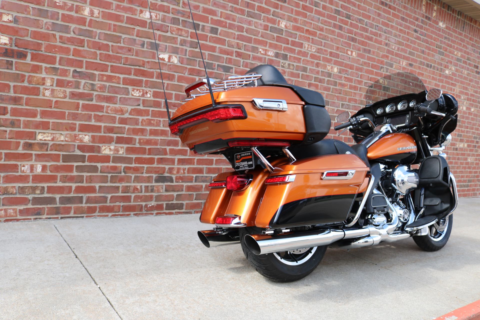 2014 Harley-Davidson Ultra Limited in Ames, Iowa - Photo 13
