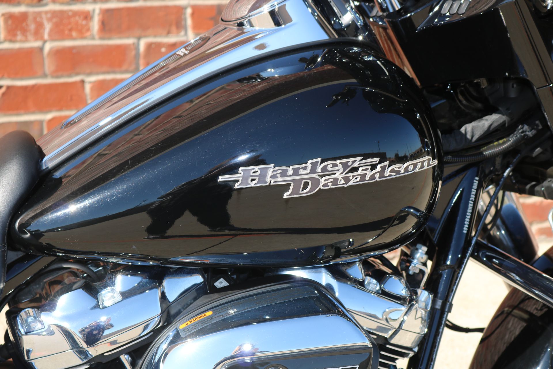 2017 Harley-Davidson Street Glide® Special in Ames, Iowa - Photo 9