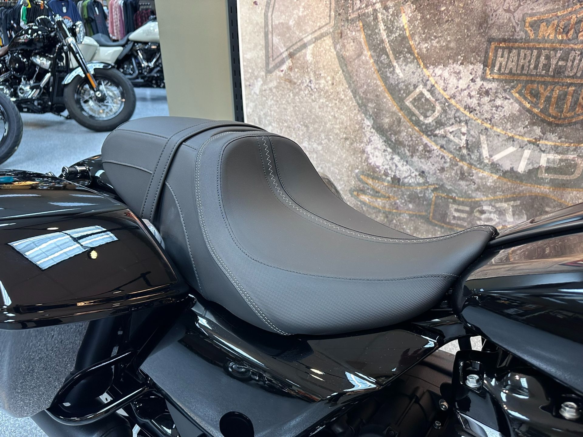 2024 Harley-Davidson Road Glide® in Ames, Iowa - Photo 15