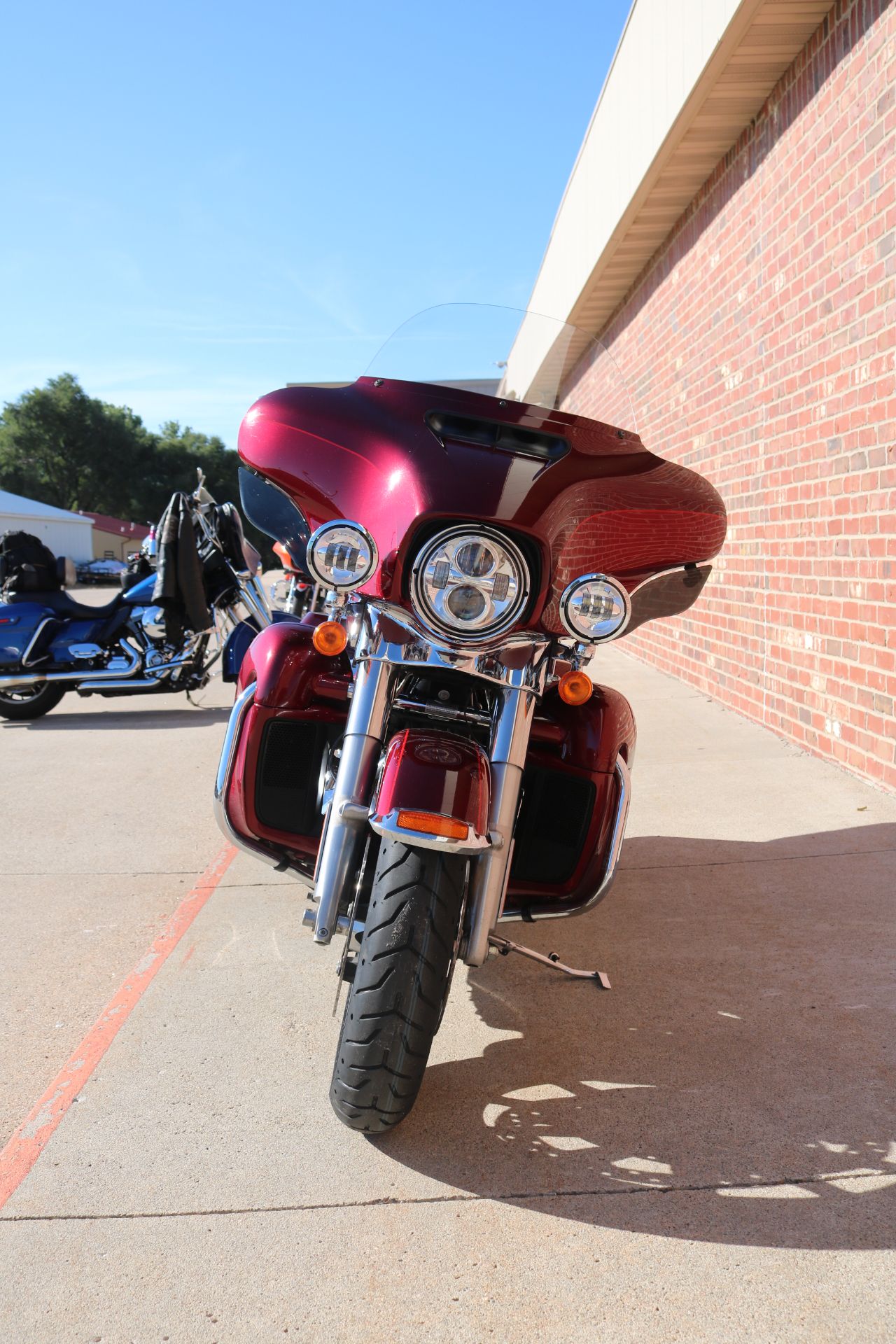 2016 Harley-Davidson Ultra Limited in Ames, Iowa - Photo 2