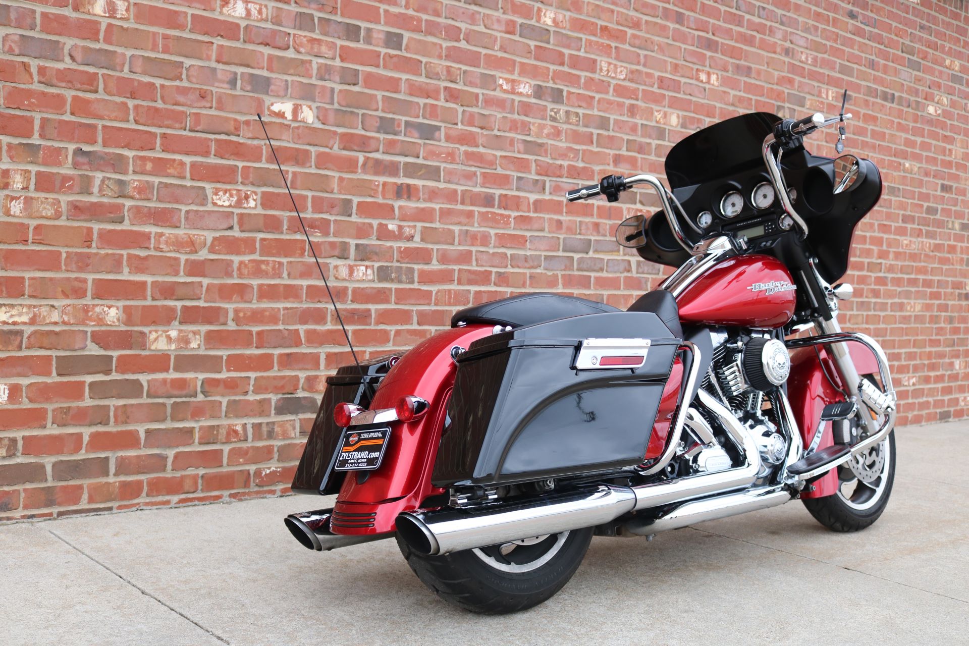 2012 Harley-Davidson Street Glide® in Ames, Iowa - Photo 9