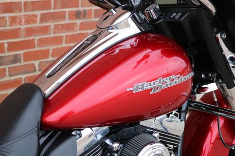 2012 Harley-Davidson Street Glide® in Ames, Iowa - Photo 5