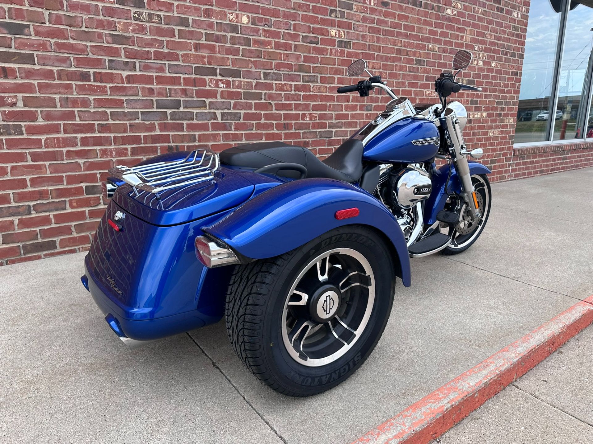 2015 Harley-Davidson Freewheeler™ in Ames, Iowa - Photo 3