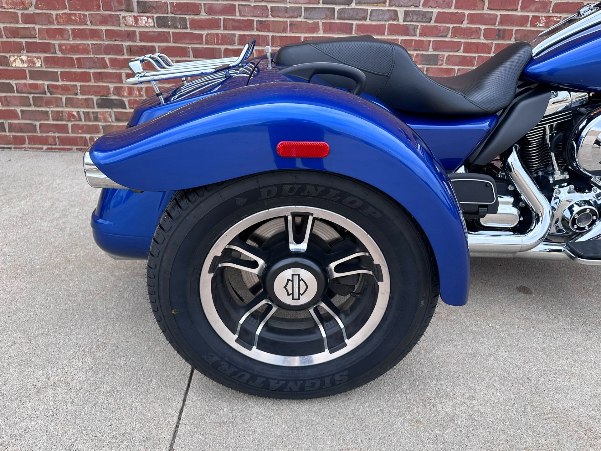 2015 Harley-Davidson Freewheeler™ in Ames, Iowa - Photo 14