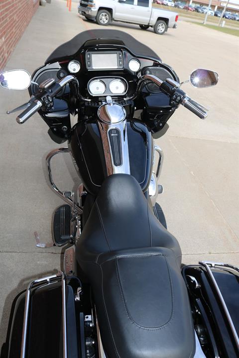 2015 Harley-Davidson Road Glide® Special in Ames, Iowa - Photo 9