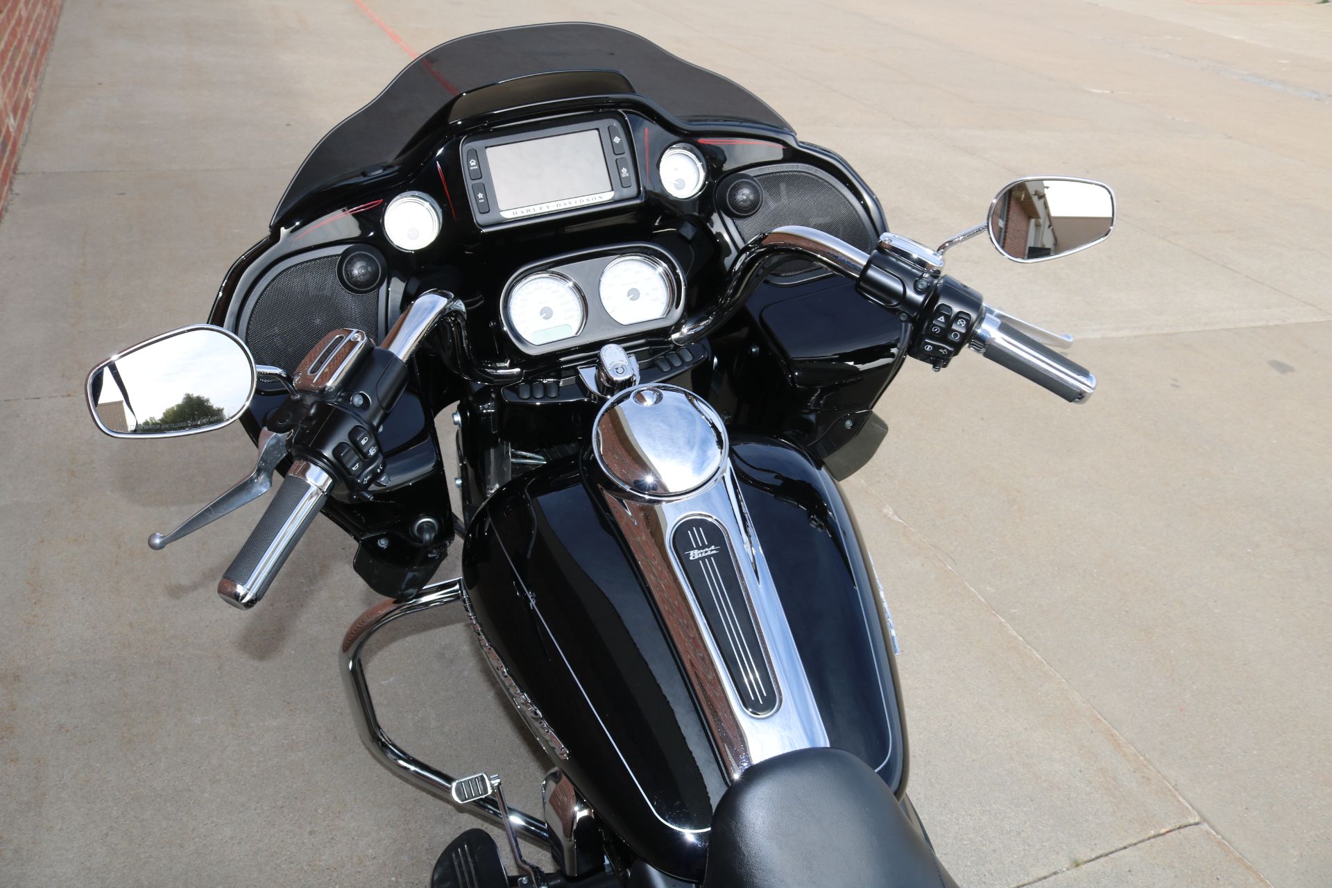 2015 Harley-Davidson Road Glide® Special in Ames, Iowa - Photo 10