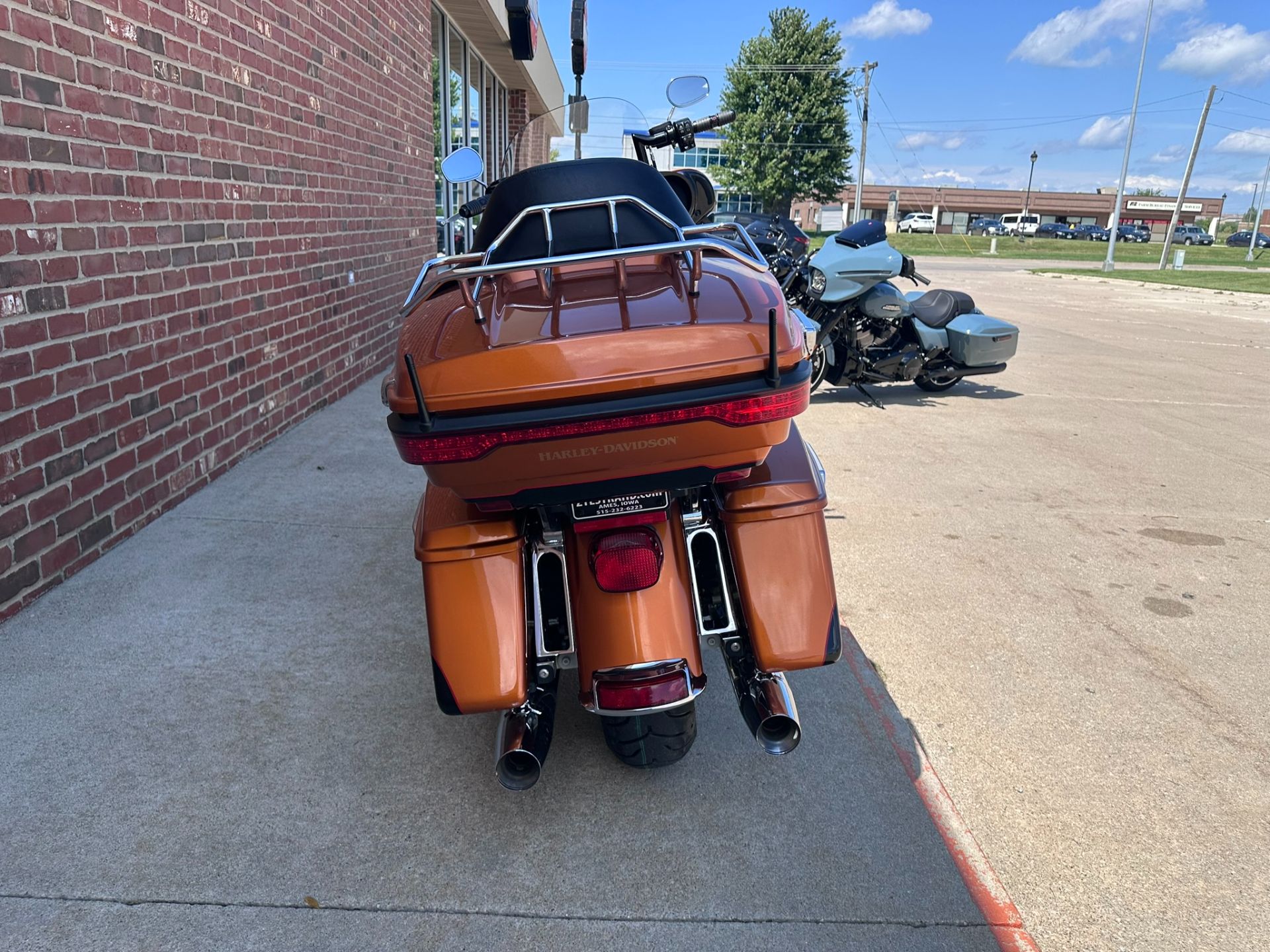 2014 Harley-Davidson Ultra Limited in Ames, Iowa - Photo 2