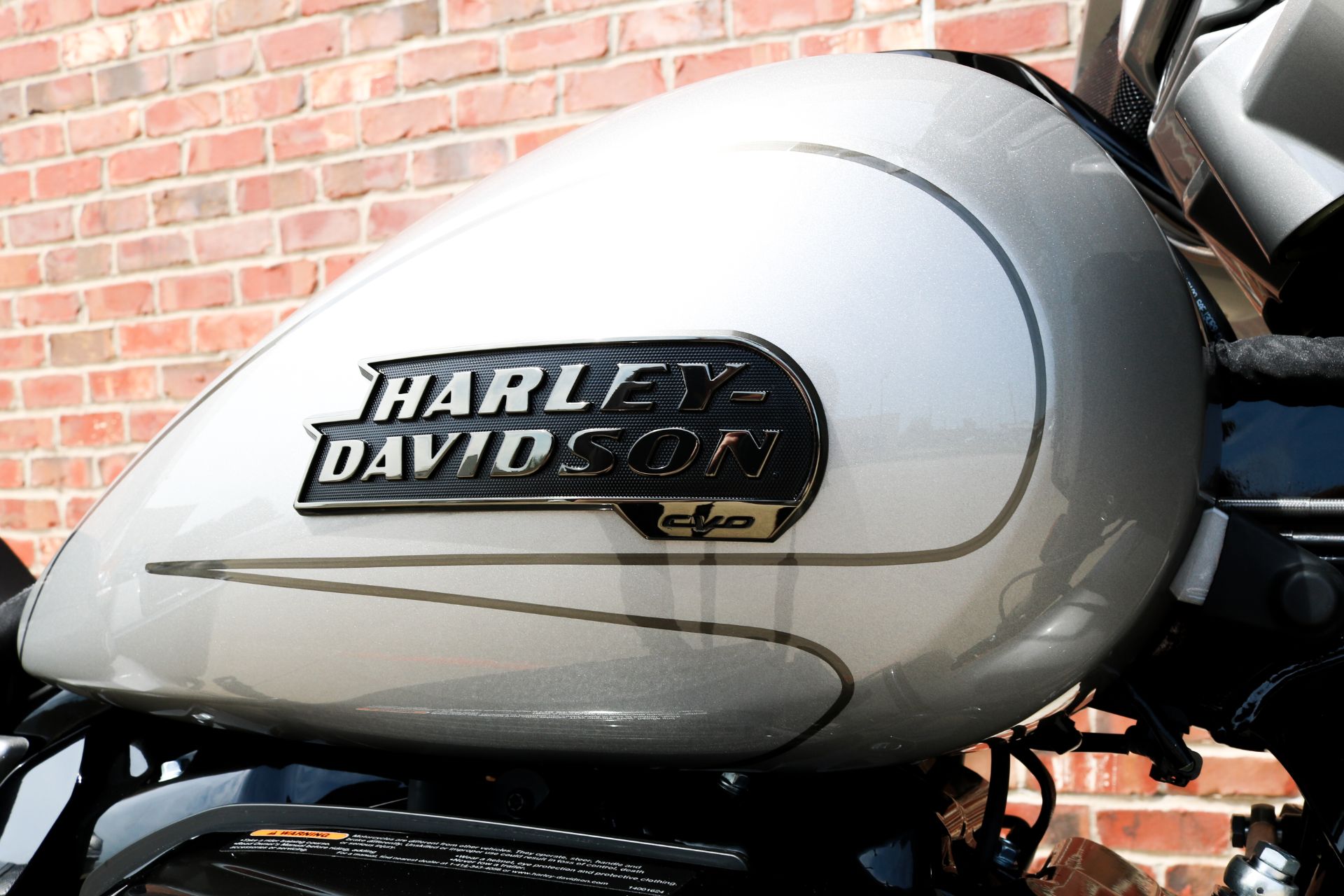 2023 Harley-Davidson CVO™ Street Glide® in Ames, Iowa - Photo 15