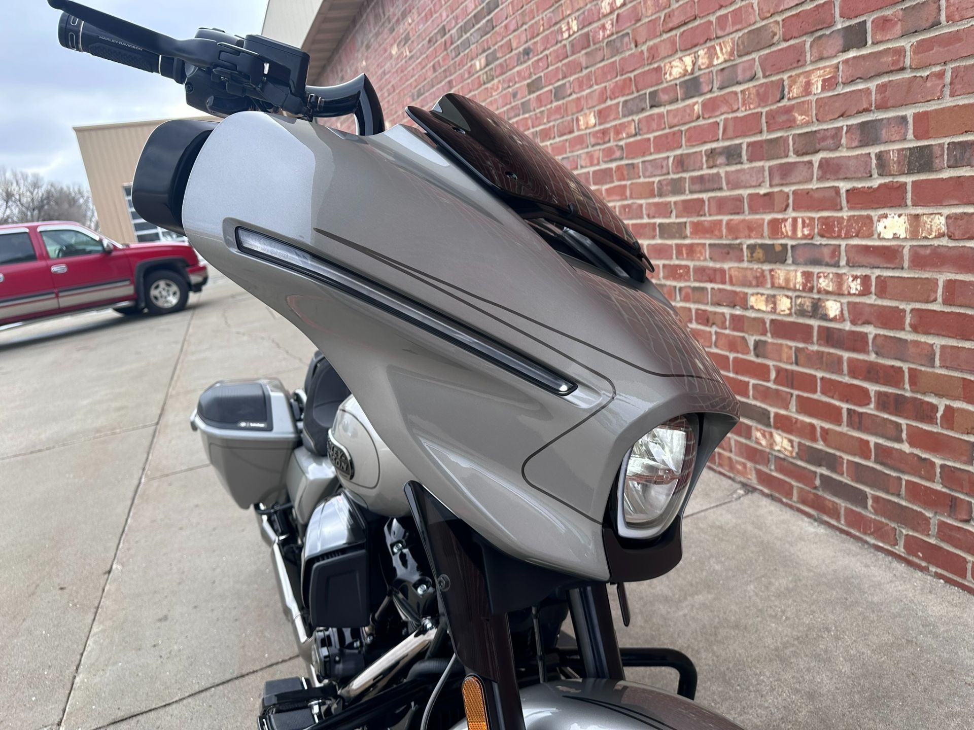 2023 Harley-Davidson CVO™ Street Glide® in Ames, Iowa - Photo 8
