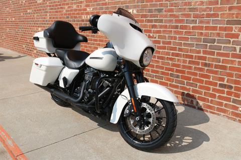 2018 Harley-Davidson Street Glide® Special in Ames, Iowa - Photo 5