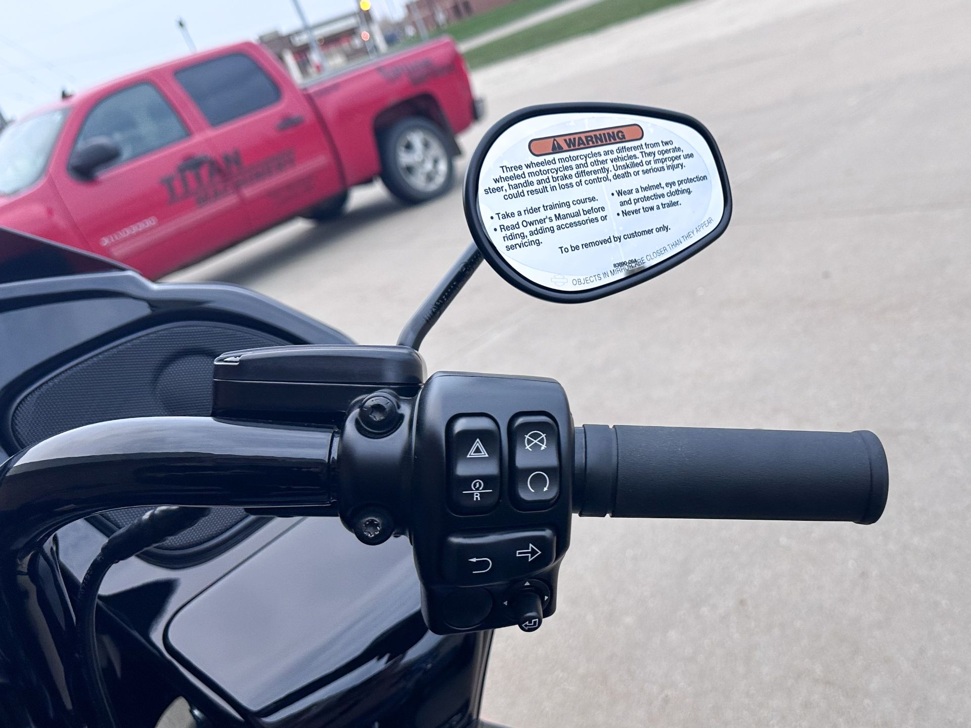 2023 Harley-Davidson Road Glide® 3 in Ames, Iowa - Photo 11