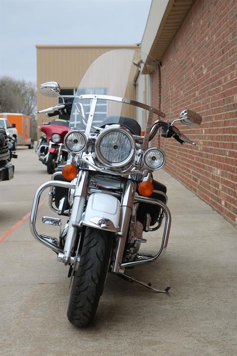 2012 Harley-Davidson Road King® Classic in Ames, Iowa - Photo 2