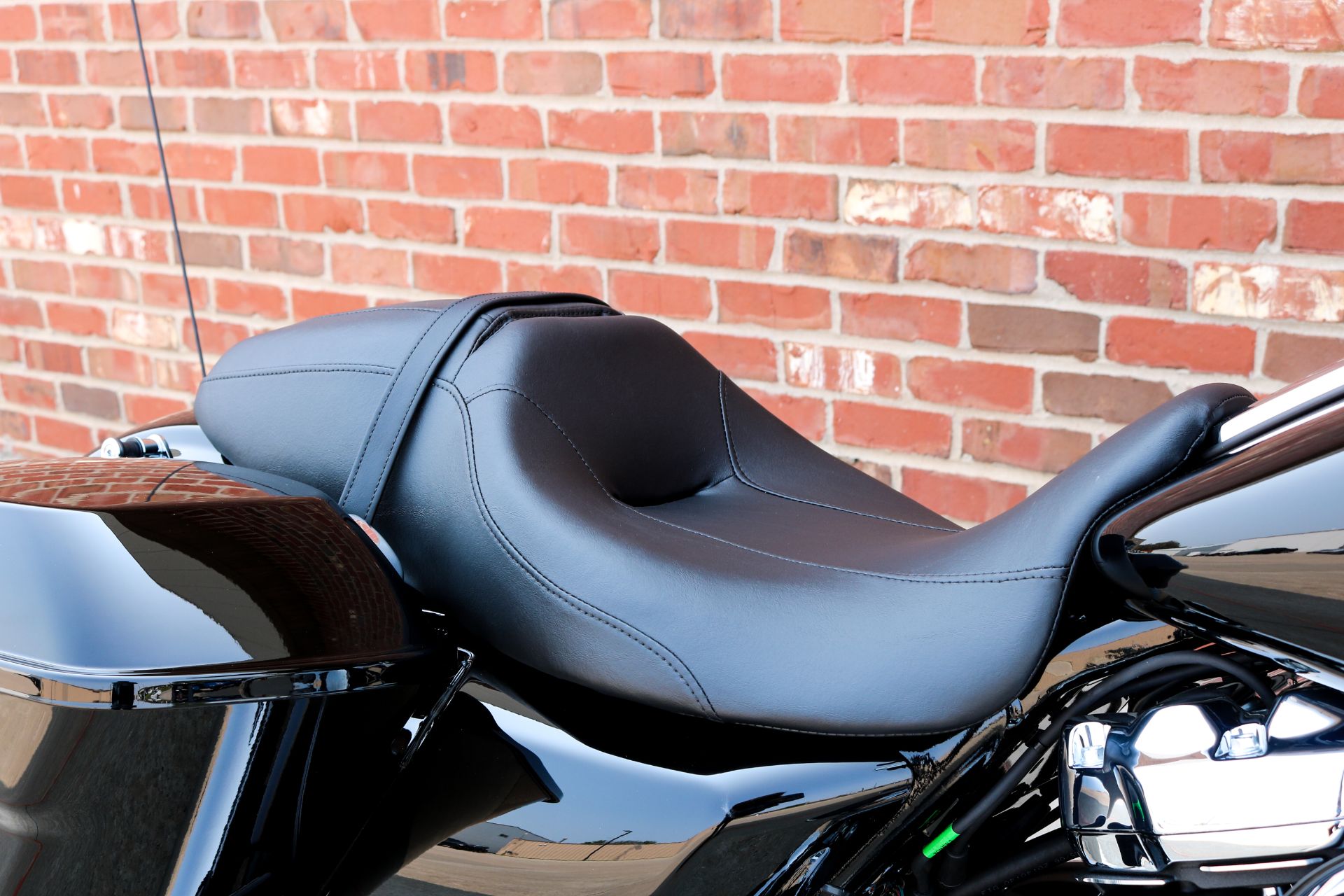 2023 Harley-Davidson Street Glide® in Ames, Iowa - Photo 9