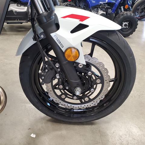 2022 Kawasaki Z400 ABS in Marion, Illinois - Photo 9