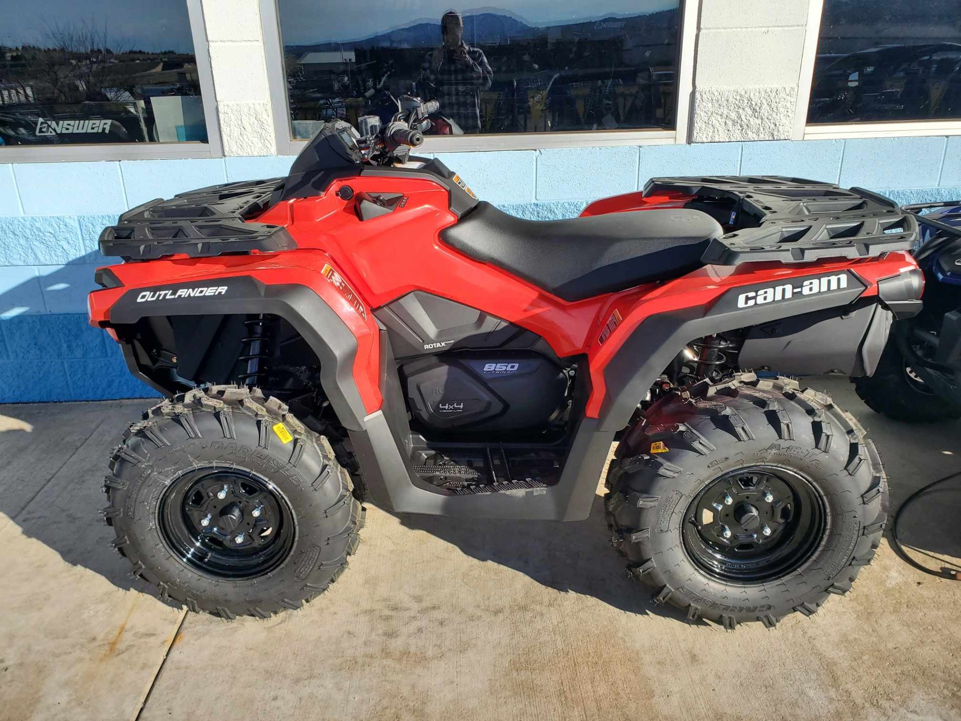 2023 Can-Am Outlander 850 in Rapid City, South Dakota - Photo 2