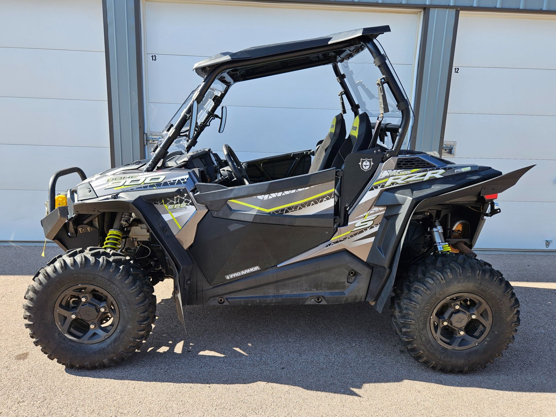 Polaris RZR 900 EPS Image