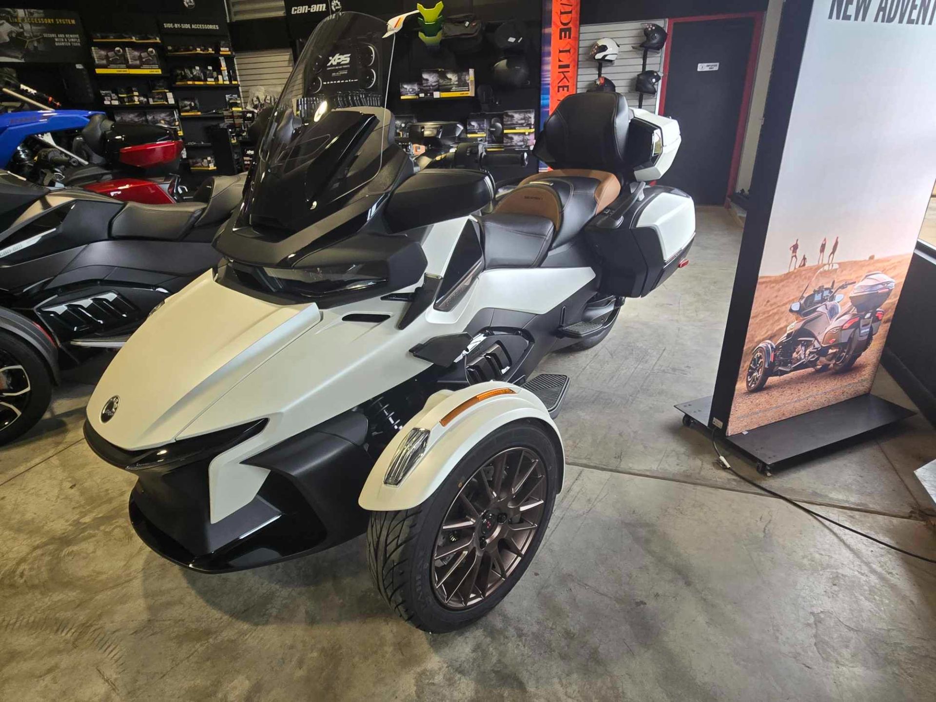 Can-Am Spyder RT Sea-to-Sky Image