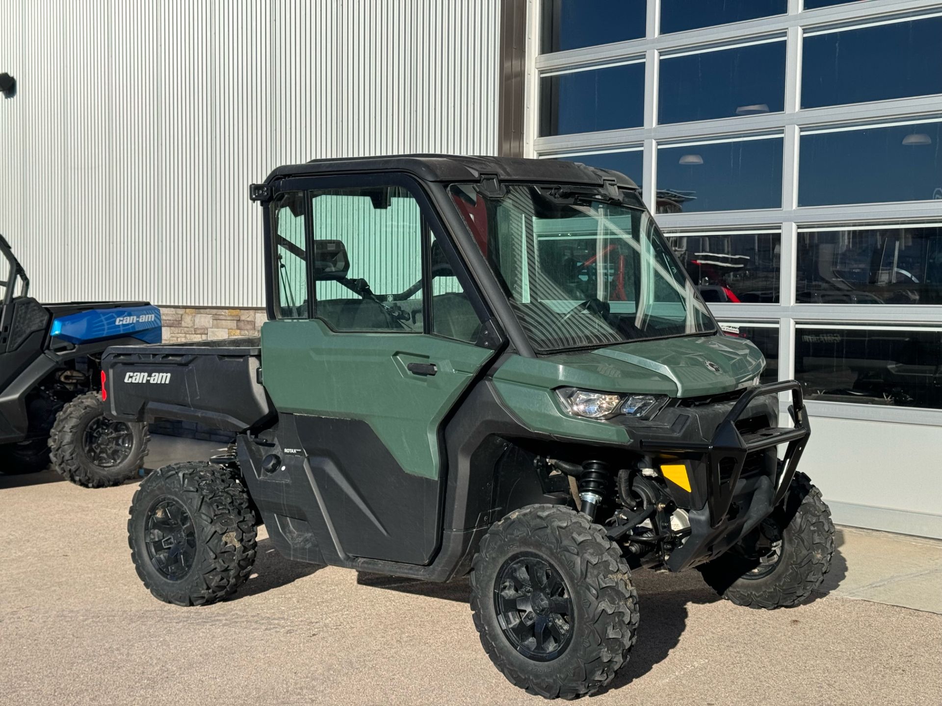 Can-Am Defender DPS Cab HD9 Image