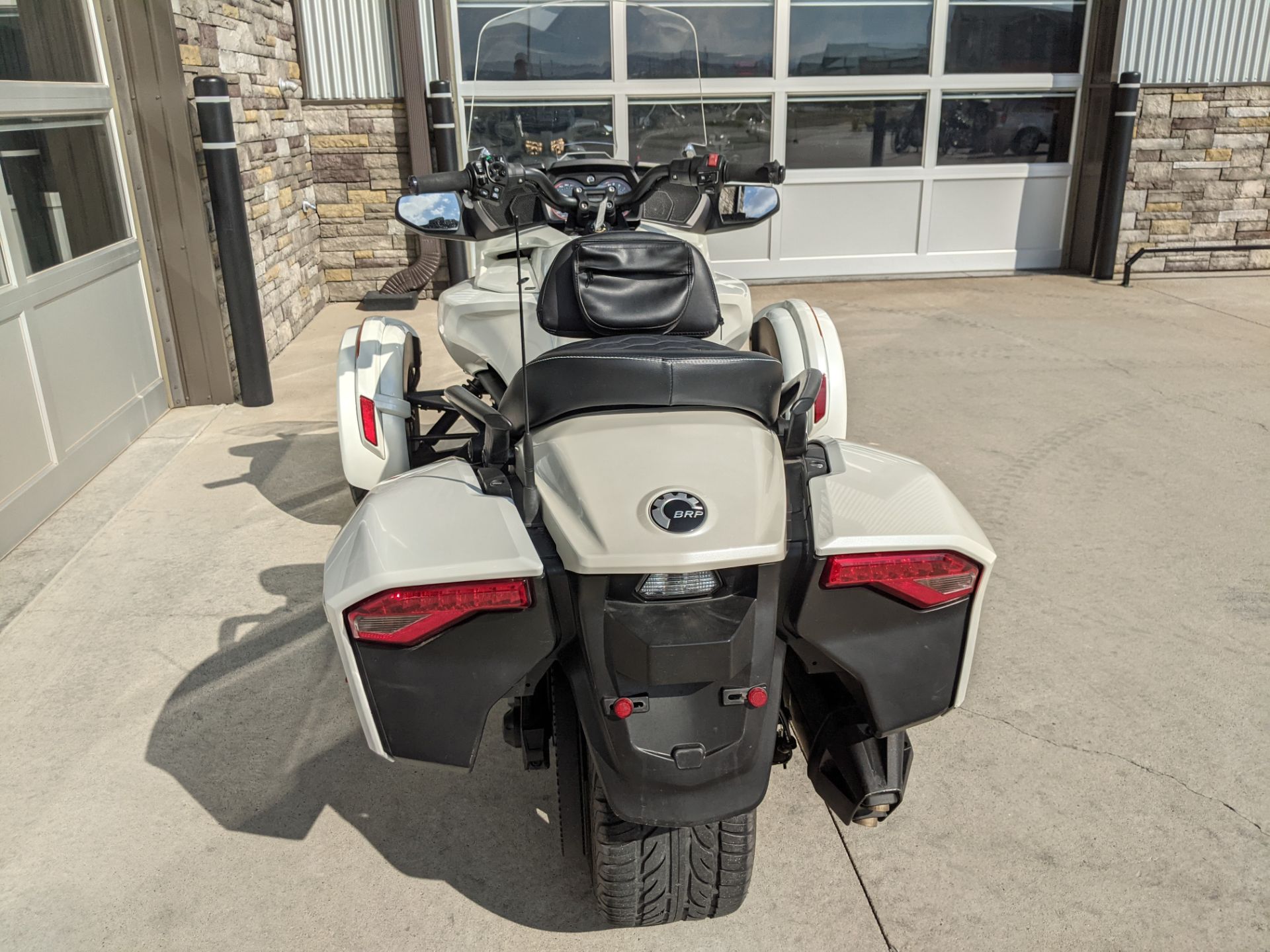 2016 Can-Am Spyder F3 Limited in Rapid City, South Dakota - Photo 6