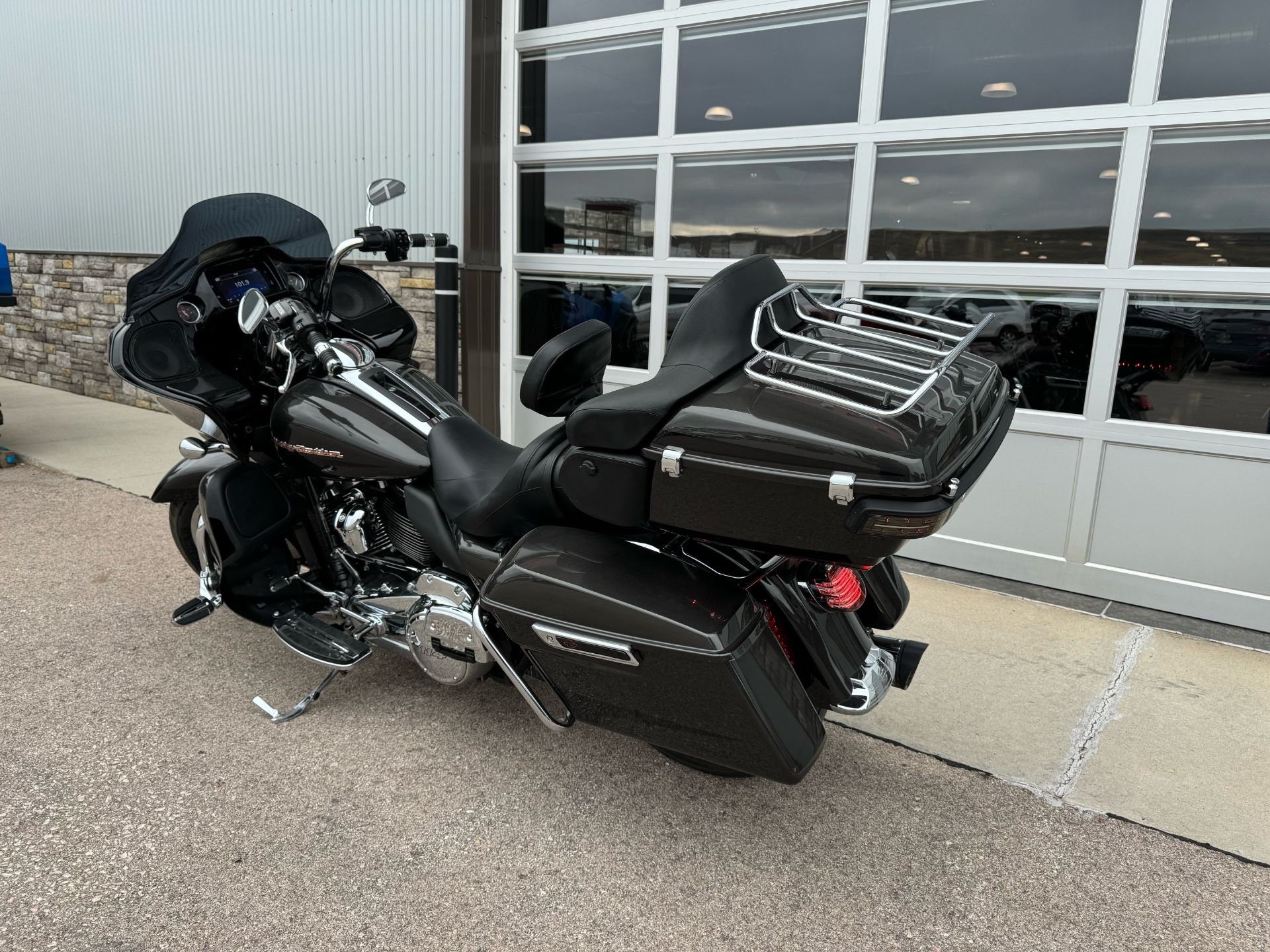 2019 Harley-Davidson Road Glide® Ultra in Rapid City, South Dakota - Photo 8