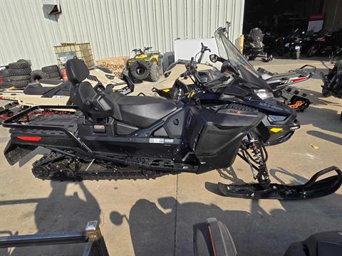 2024 Ski-Doo Expedition LE 600R E-TEC ES Silent Cobra WT 1.5 Track 20 in. in Rapid City, South Dakota - Photo 1