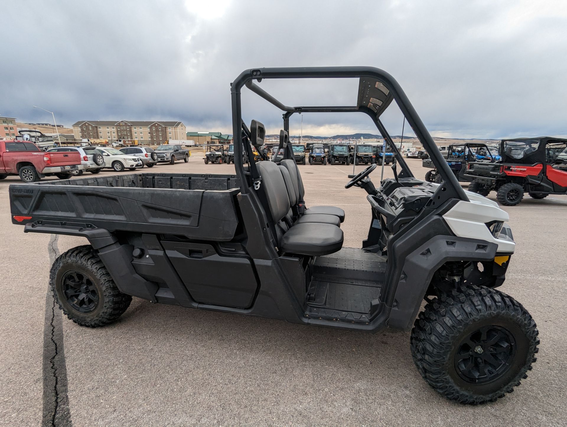 2022 Can-Am Defender Pro DPS HD10 in Rapid City, South Dakota - Photo 3