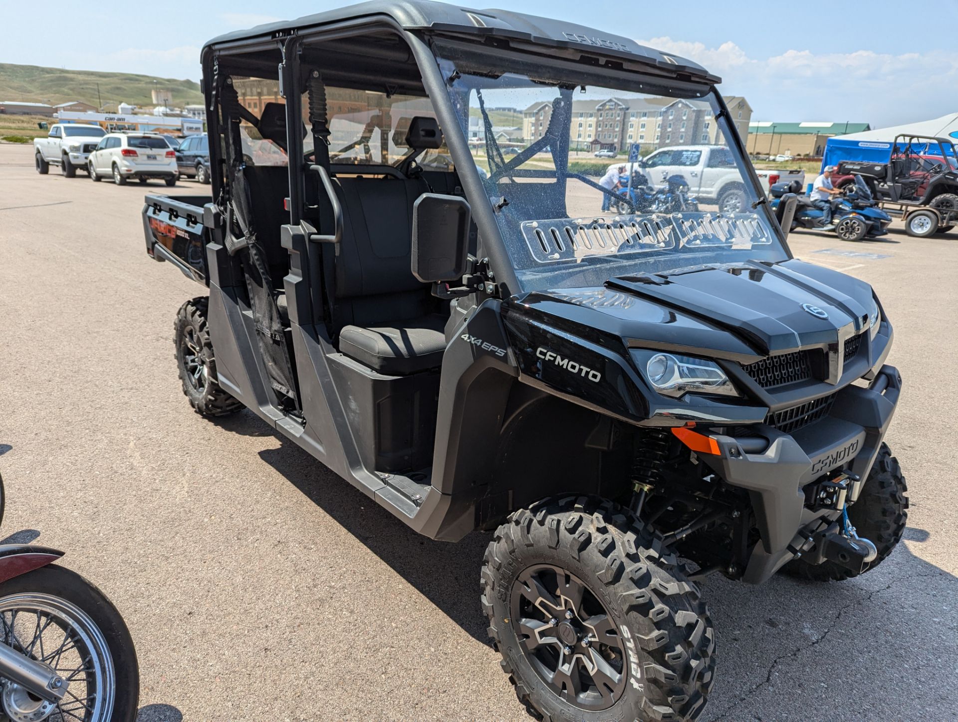 2023 CFMOTO UForce 1000 XL in Rapid City, South Dakota - Photo 2