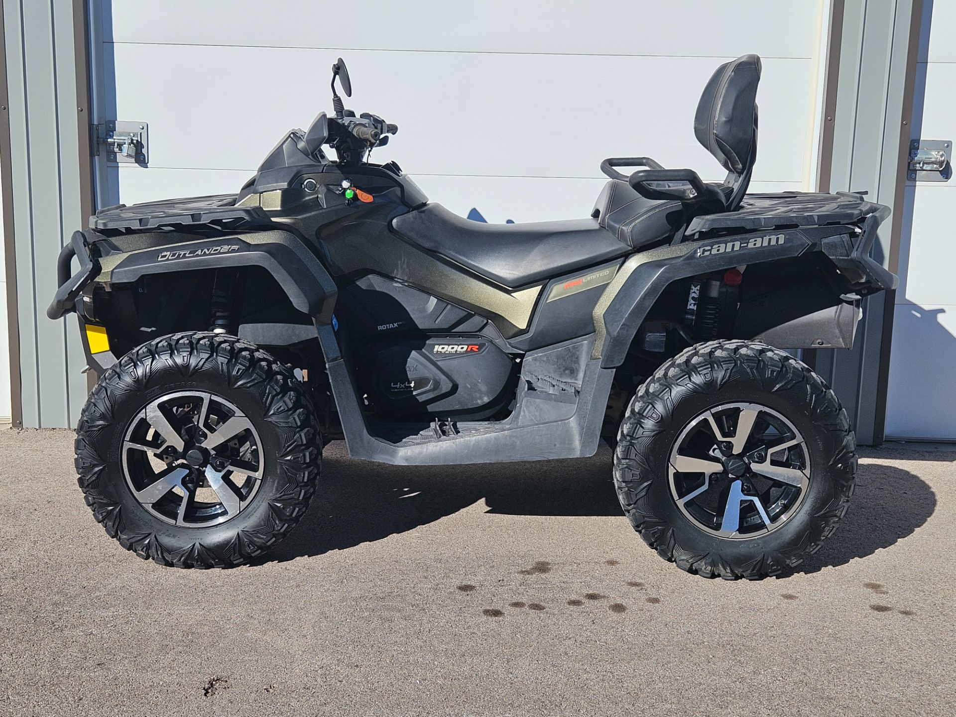 2020 Can-Am Outlander MAX Limited 1000R in Rapid City, South Dakota - Photo 1