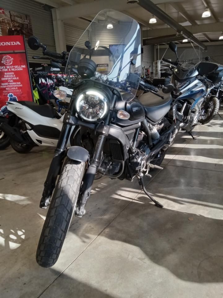 2021 Ducati Scrambler Icon Dark in Rapid City, South Dakota - Photo 2