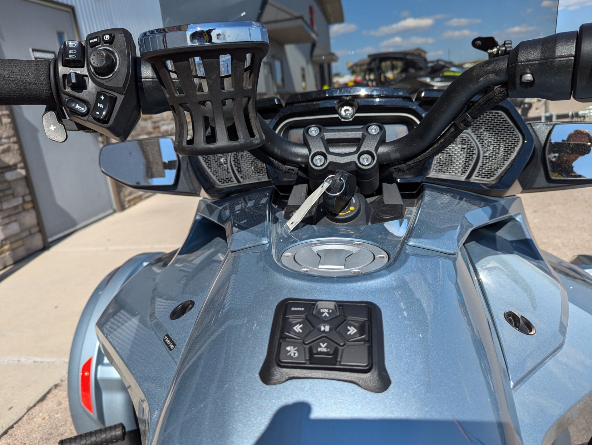 2022 Can-Am Spyder F3 Limited in Rapid City, South Dakota - Photo 13