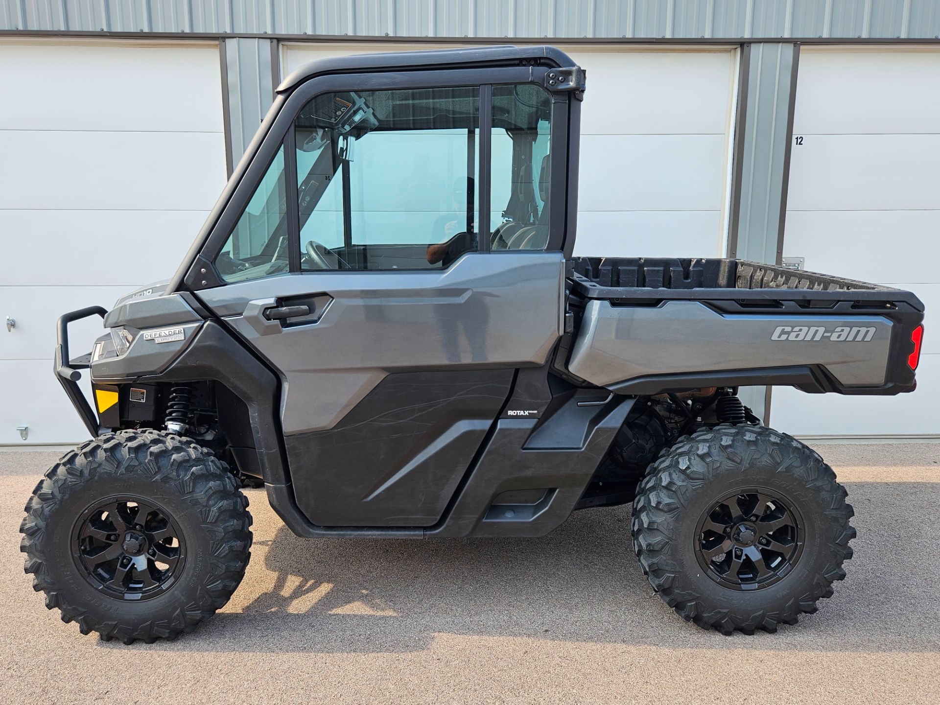 Can-Am Defender Limited Image