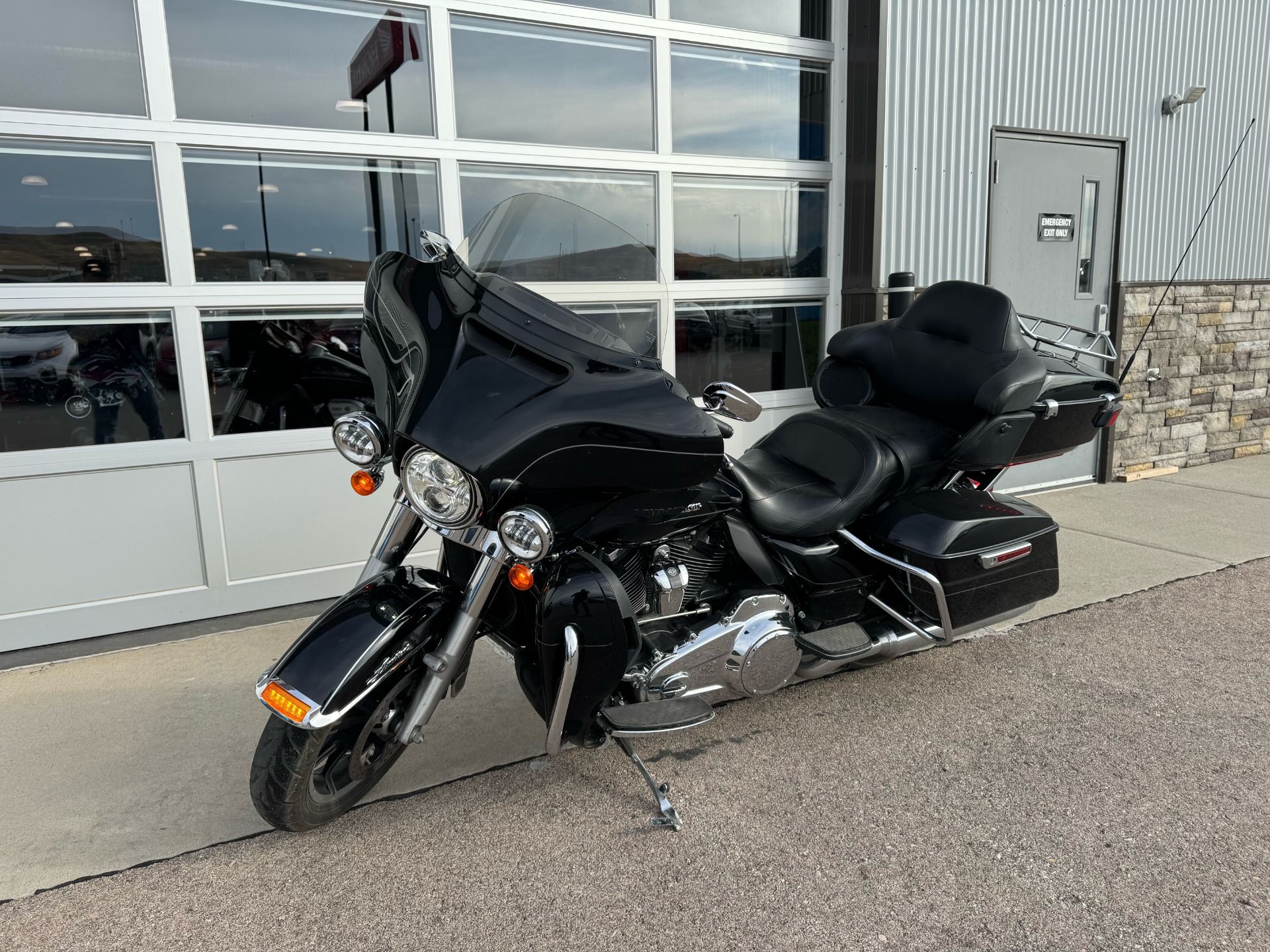 2017 Harley-Davidson Ultra Limited in Rapid City, South Dakota - Photo 6