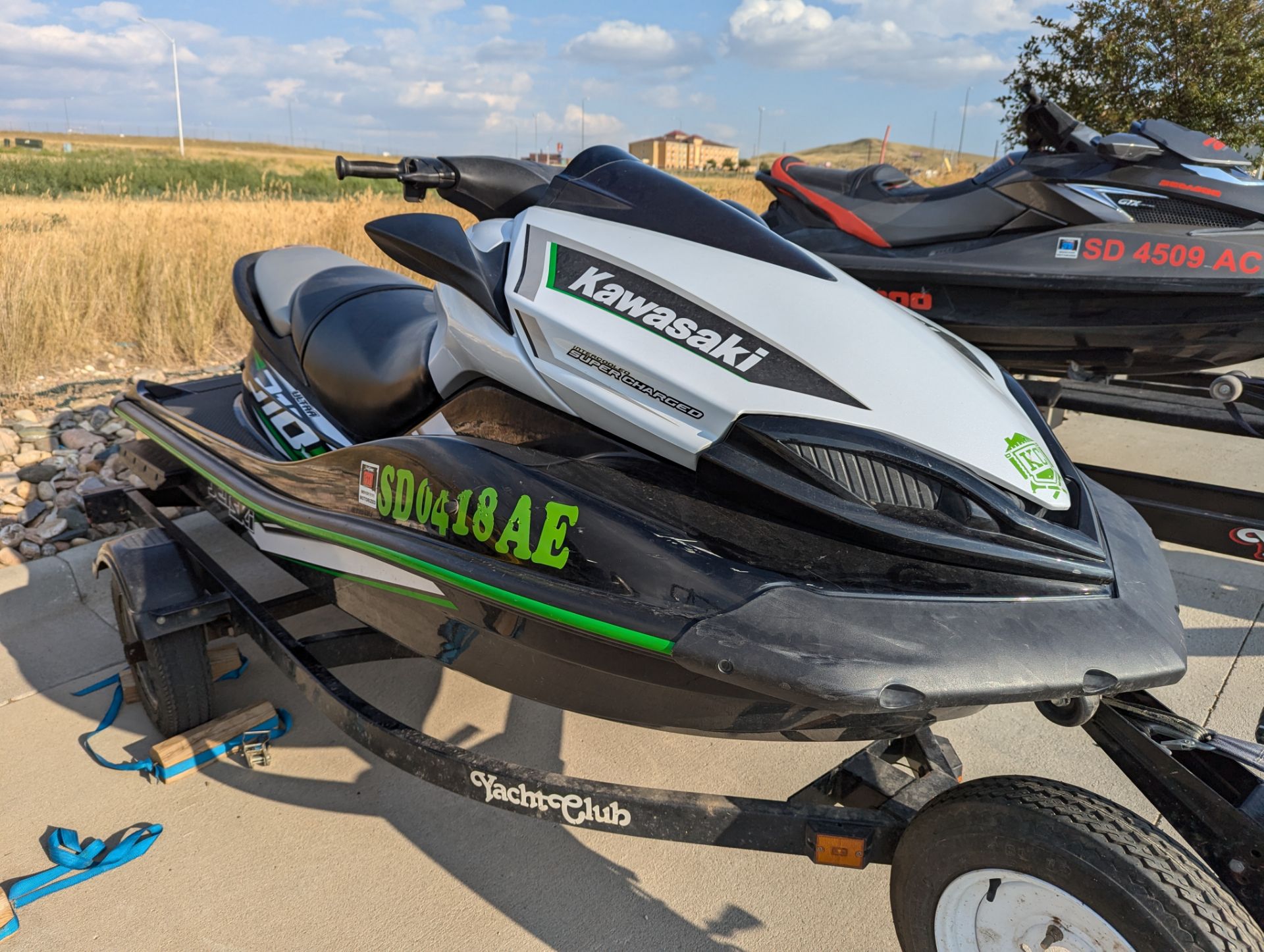 Kawasaki Jet Ski Ultra 310X Image