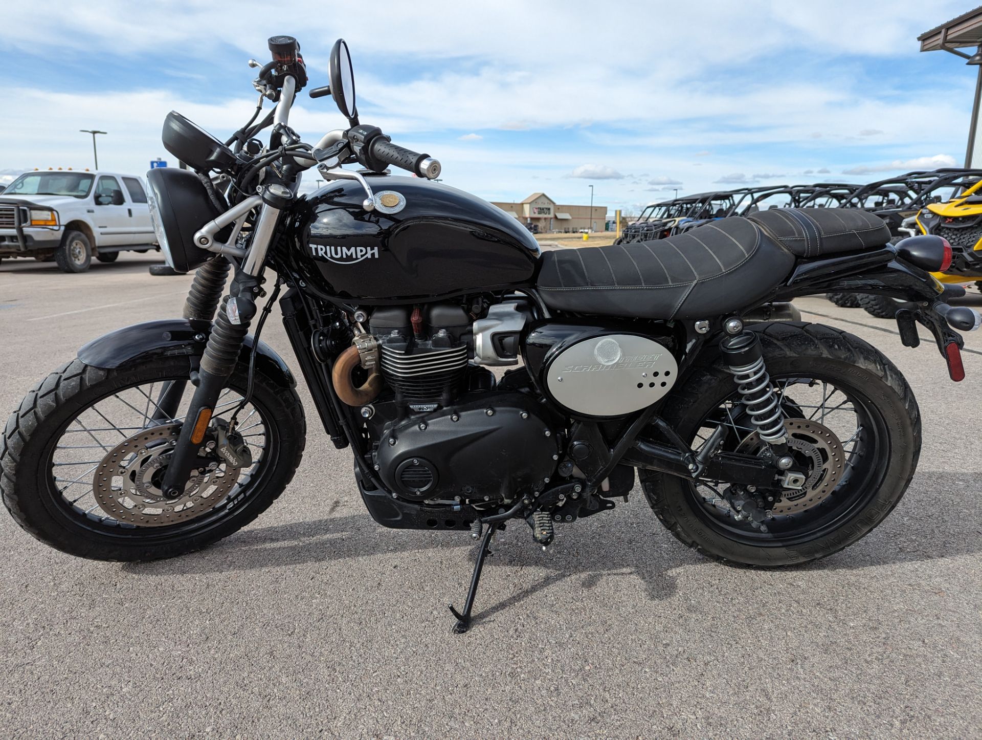 2022 Triumph Street Scrambler in Rapid City, South Dakota - Photo 2